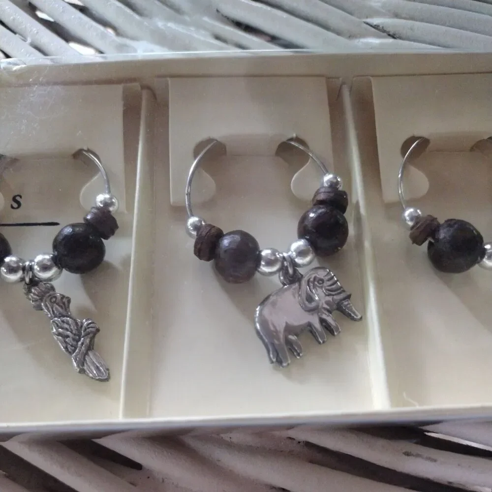 Wine Charms 6 Silver Tone African Animals Pier 1 Imports Barware Party Night